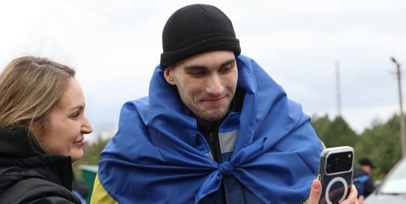 175 бійців повернулися: до Великодня між Україною та РФ відбувся обмін полоненими (фото)