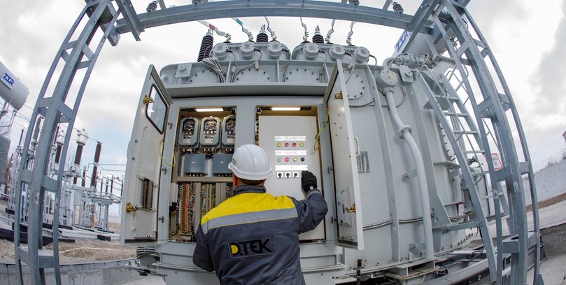 Графики отключений электроэнергии на 22 декабря: где света не будет половину суток