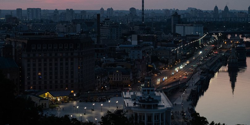 Графики отключений на 11 января: у кого будет меньше всего света в сутки (фото)