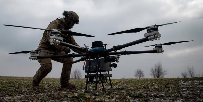 Як змінився арсенал ЗСУ за 4 роки війни: від західних ПТРК і САУ до українських дронів та ракет