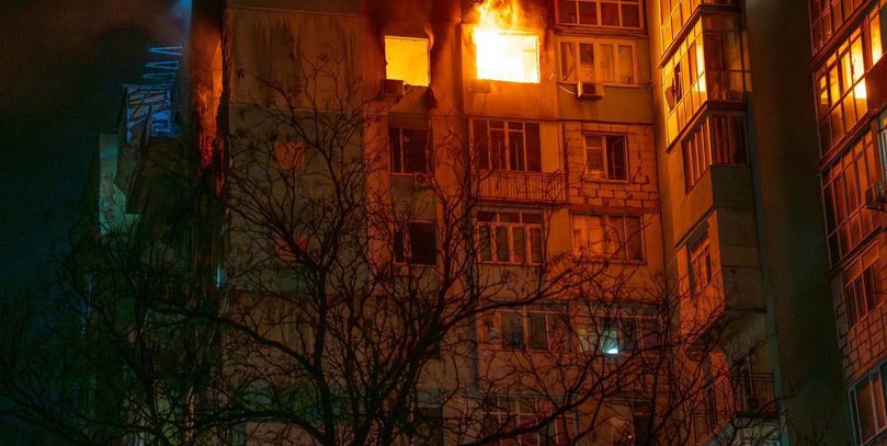 Удар по Одесі: пошкоджені багатоповерхівки, є постраждалий