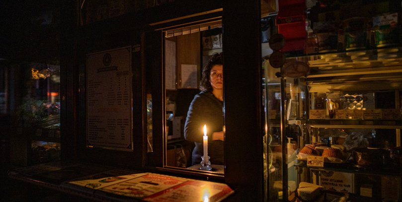 Графики отключения электроэнергии 5 декабря: в какой области дольше всего не будет света (фото)