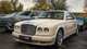 В Киеве заметили редкий люксовый седан Bentley с "алкогольным" названием (фото)