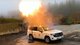 Бронированный Toyota Land Cruiser выдержал массированный обстрел и взрывы гранат (видео)
