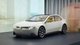 Незвичайний дизайн і передові технології: BMW представили електромобіль майбутнього (фото)