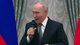 Путін не зміг прокричати "ура": росЗМІ почали видаляти ганебне відео російського диктатора