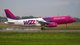 Угорська авіакомпанія Wizz Air зняла з рейсу українця без ноги: у МЗС відреагували