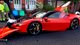 Водій рідкісного суперкара Ferrari протаранив п'ять авто та втік із місця ДТП (відео)