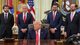 "Ливень сорвал блицкриг": Трамп высказал свою версию провала российской армии под Киевом (видео)