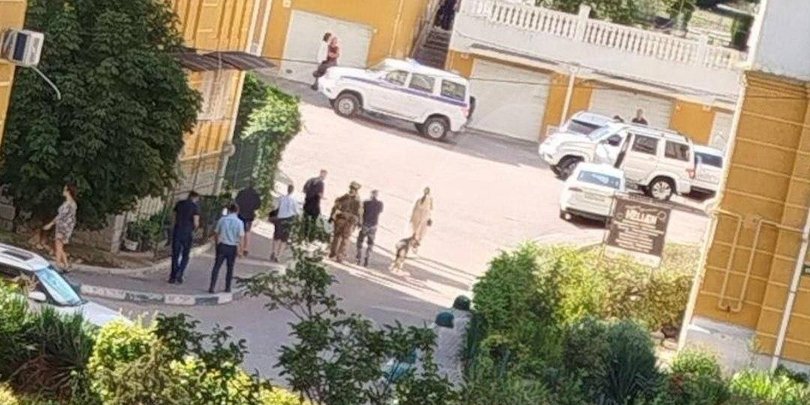 В окупованому Севастополі пролунав вибух: могли ліквідувати колабораціоніста, — соцмережі (фото)