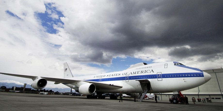 Boeing E-4B, самолет судного дня, самолет президента, самолет президента сша