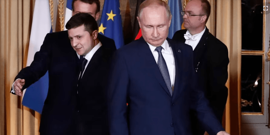 Владимир Зеленский и Владимир Путин во время встречи в нормандском формате
