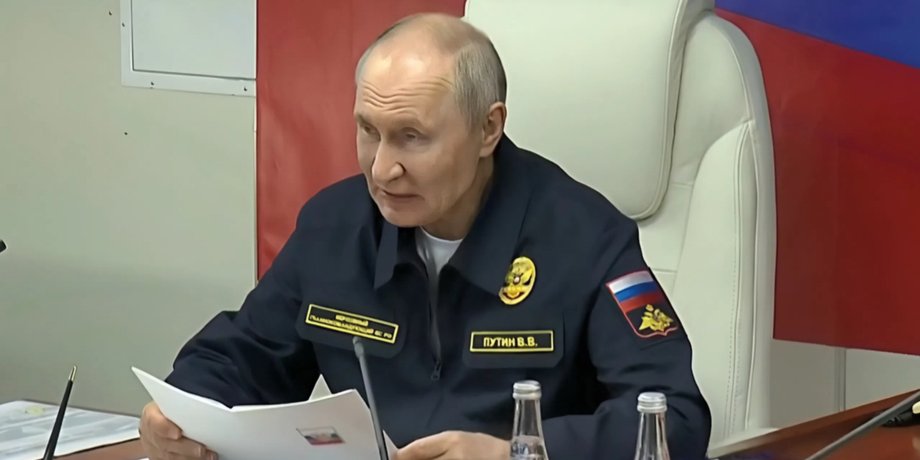 Російський диктатор Путін фото російського диктатора Путіна