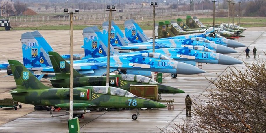 Военный аэродром в Миргороде