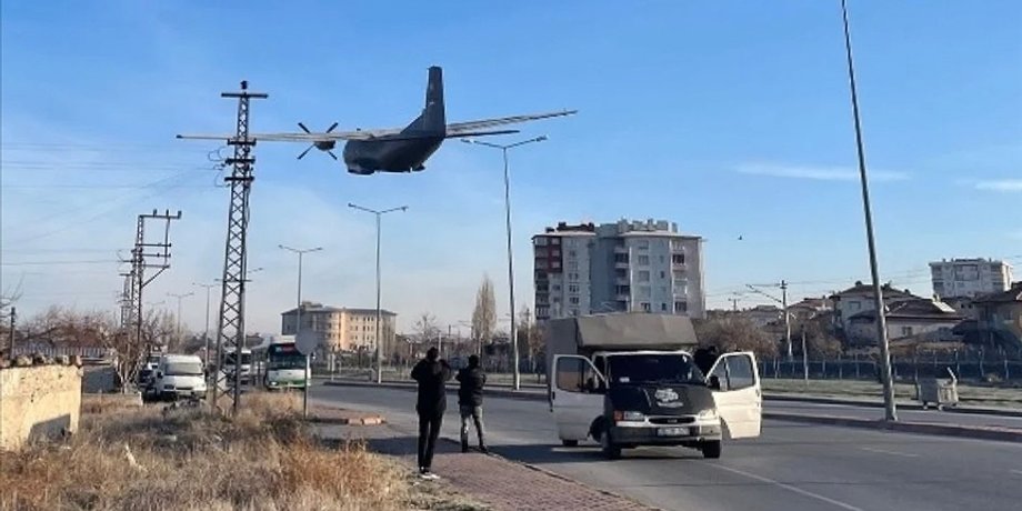 посадка C-160 Transall