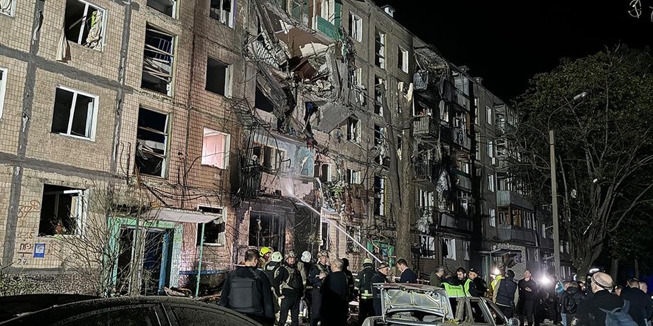 обстрел, обстрел Харькова, удар по Харькову, удар по жилому дому в Харькове, авиаудар по Харькову