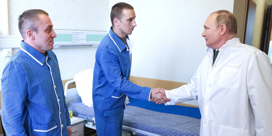 путін у госпіталі, путін з пораненими, поранені та путін