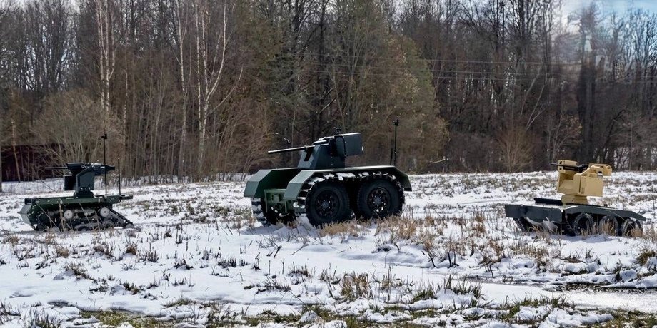 Наземные беспилотники Адунок