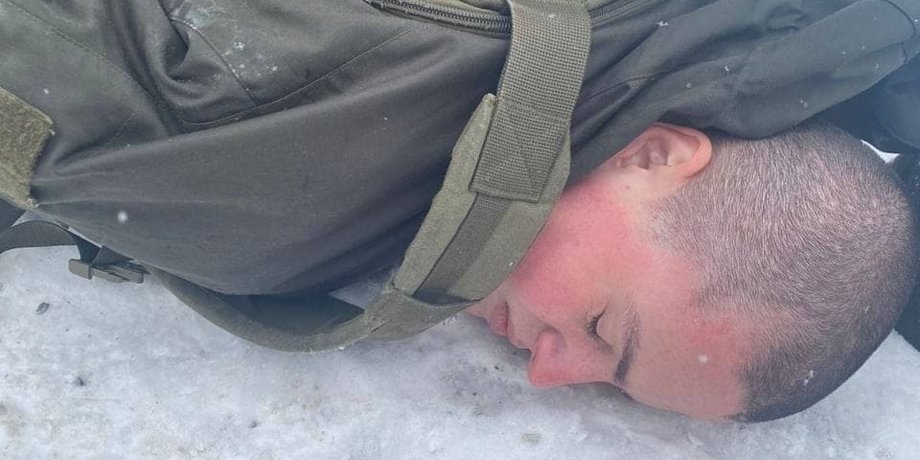 Приспущенные государственные флаги в Днепре