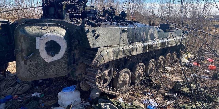Разбитый российский танк., вс рф,