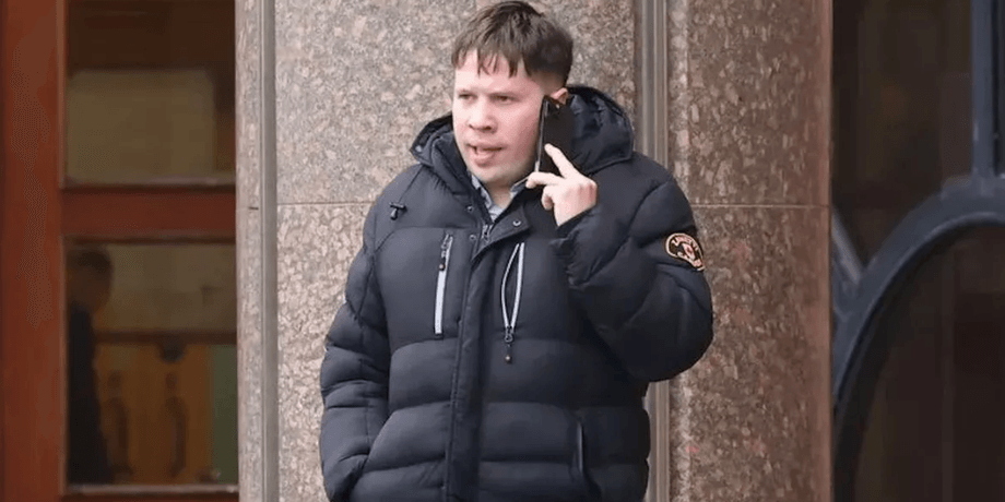 Мужчина устроил пожар, потому что фанатеет от пожарных, все подробности курьезного инцидента
