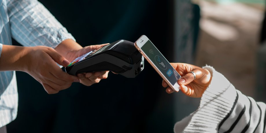 Бесконтактная оплата через NFC