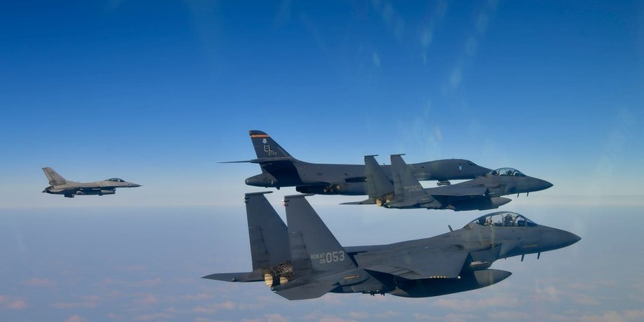 военные учения, f-16, f-15, f-35, бомбардировщик B-1B