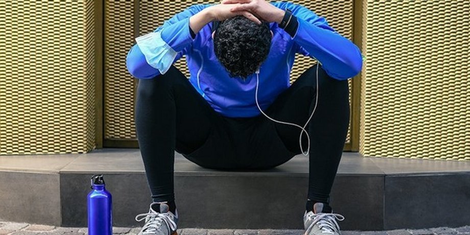 Мужчина, устал, тренировки, спорт, упражнения