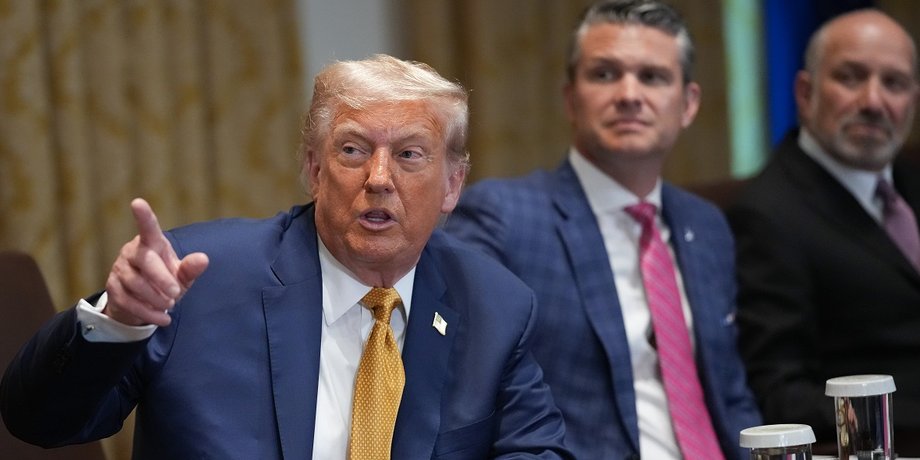 Дональд Трамп, справа Епштейна, Джеффрі Епштейн