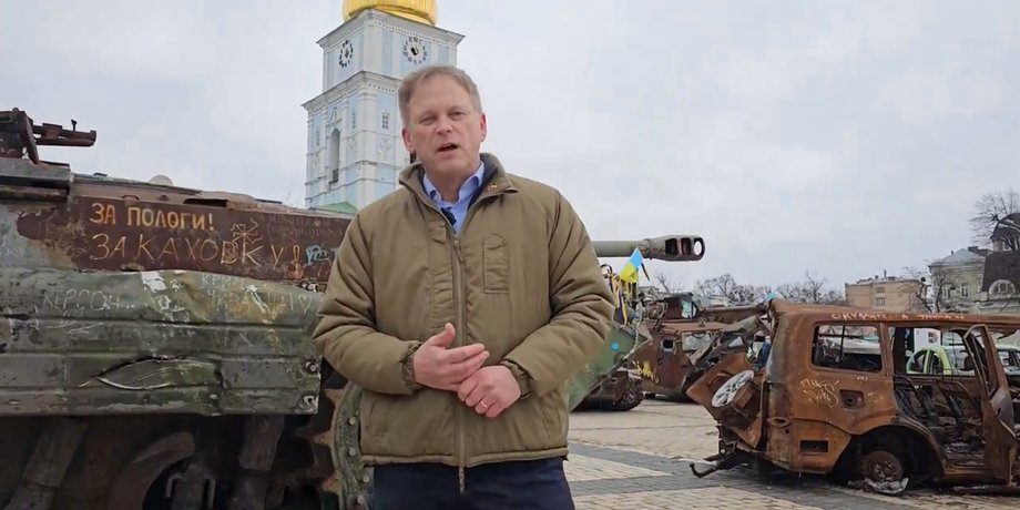 Грант Шаппс, Британія, Київ