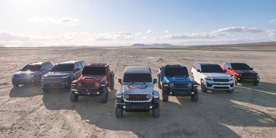 Jeep Grand Wagoneer