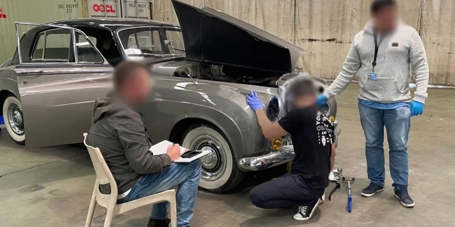 Bentley S2 1960, Bentley S2, контрабанда наркотиків, партія наркотиків