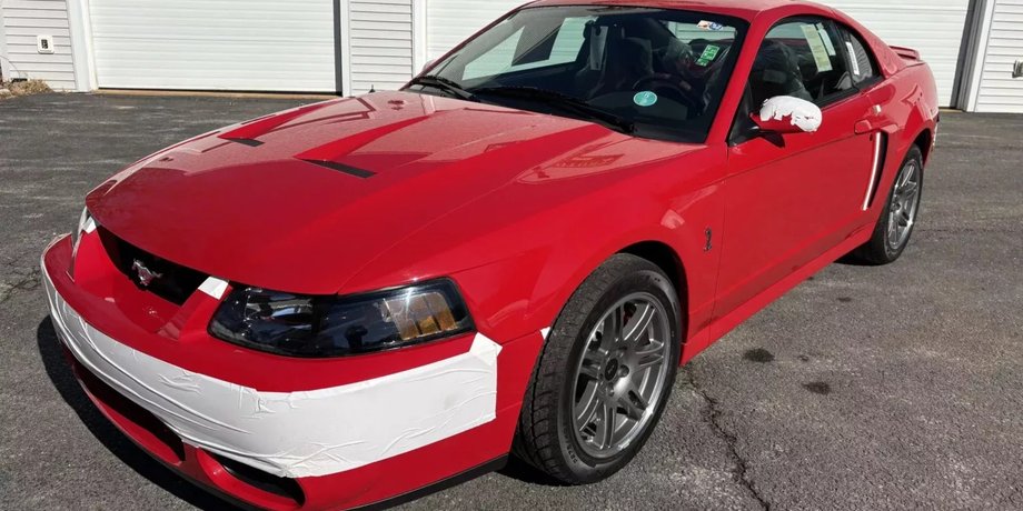 Ford Mustang SVT