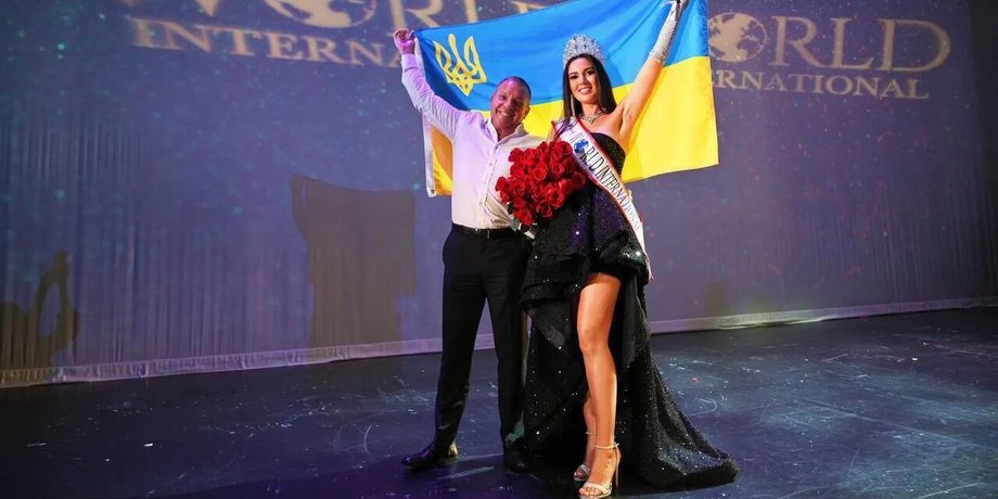 новини світу, новини сша, місіс світу 2023, українка, росіянка, рукостискання, ірина безсмертна, новини херсона