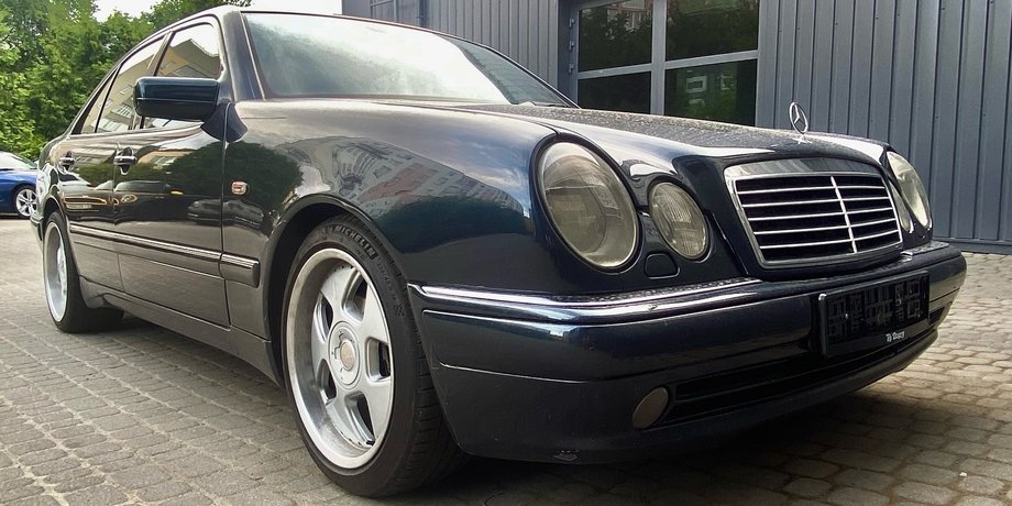 Mercedes E50 AMG, Mercedes-Benz E-Class, Mercedes E-Class W210