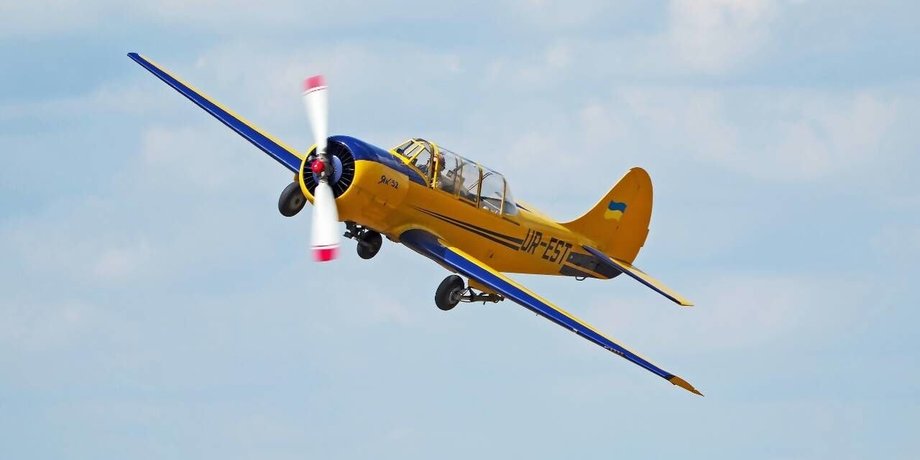 Як-52, український літак