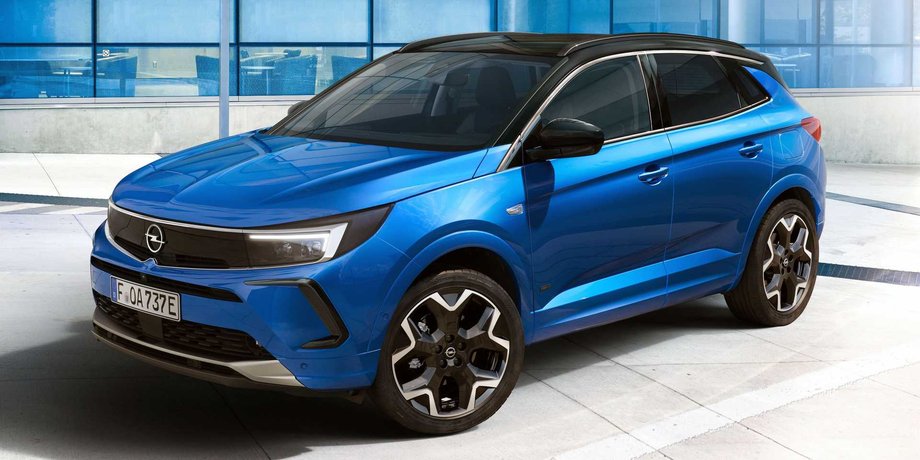 кросовер Opel Grandland