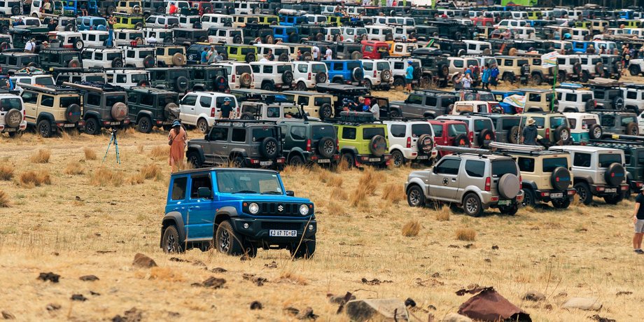Suzuki, Suzuki Jimny, Рекорд, Внедорожники, Авто, Автомоибли, Книга рекордов Гиннесса, Фото