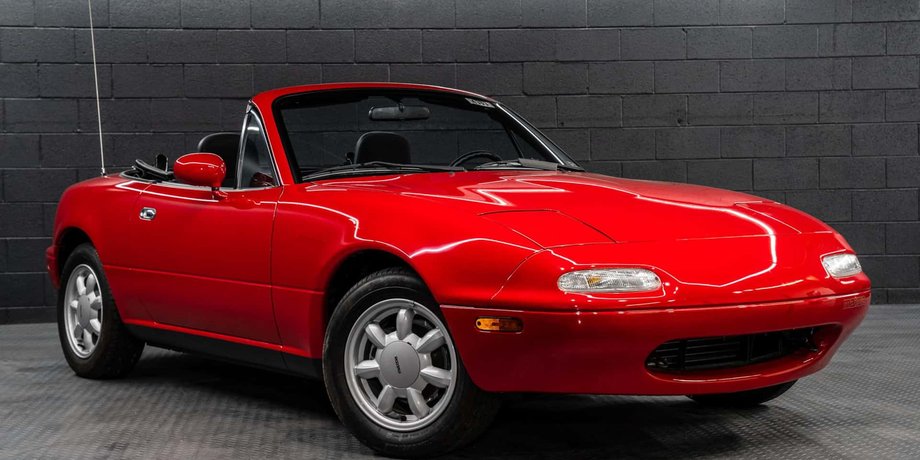 Mazda MX-5 Miata, Mazda MX-5, Mazda MX-5 1990, капсула времени
