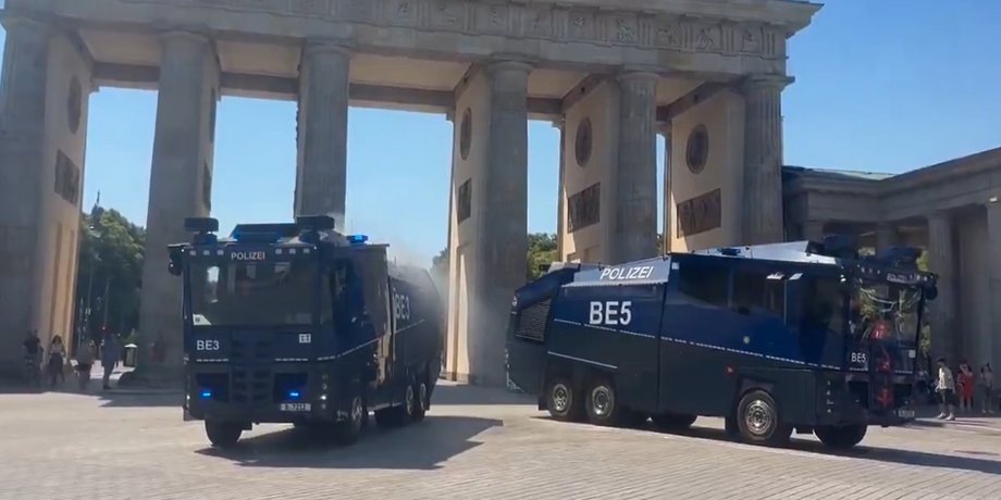 водометы в Берлине