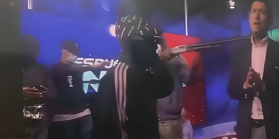 Эквадор, телестудия, бандиты, фото