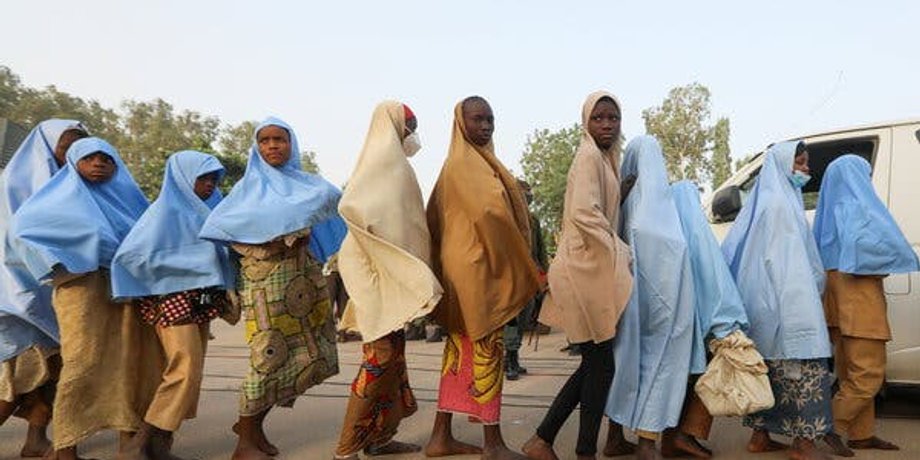 Нігерія, Школярки, Школа, Викуп, Озброєні люди, Викрадення людей, Мохаммад Бухарі, Матавалле