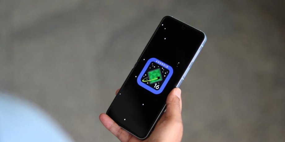 Android 16 на смартфоне