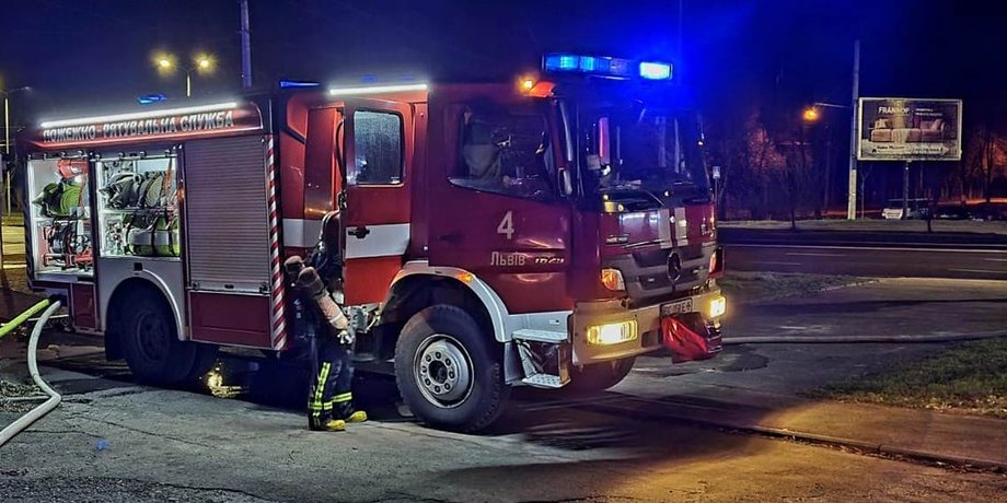 во львове загорелась многоэтажка