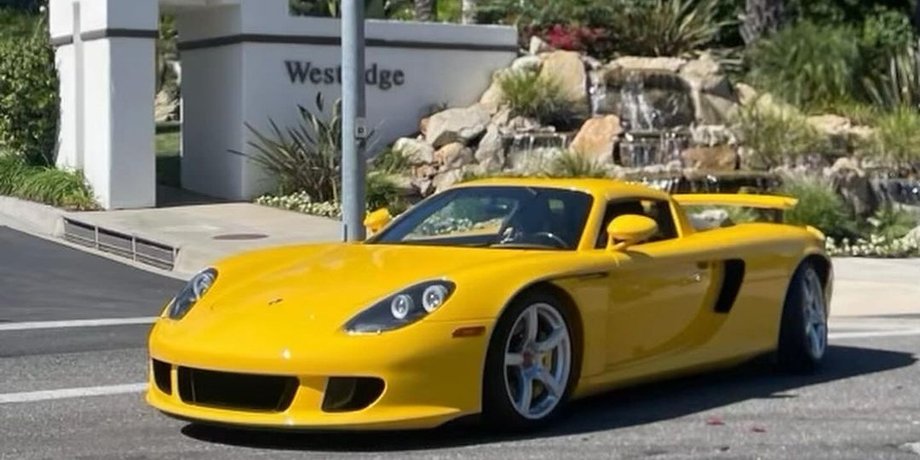 Разбитый Порше каррера гт, Porsche Carrera GT, суперкар Porsche, разбитый Porsche