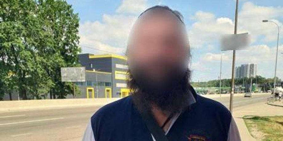 На въезде в Киев задержали священника УПЦ МП