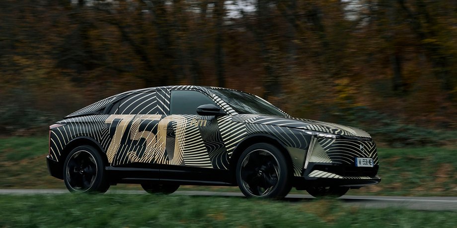 кроссовер DS, DS 8, электромобиль DS