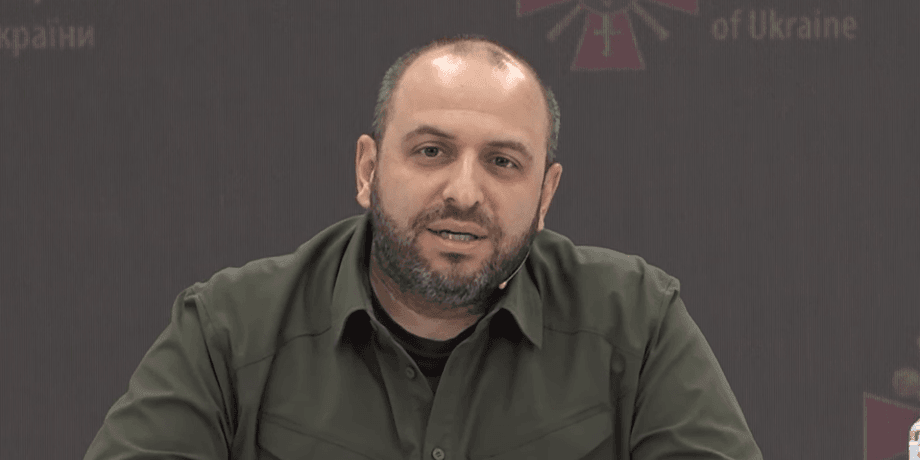 Рустем Умєров, Умєров зарплата