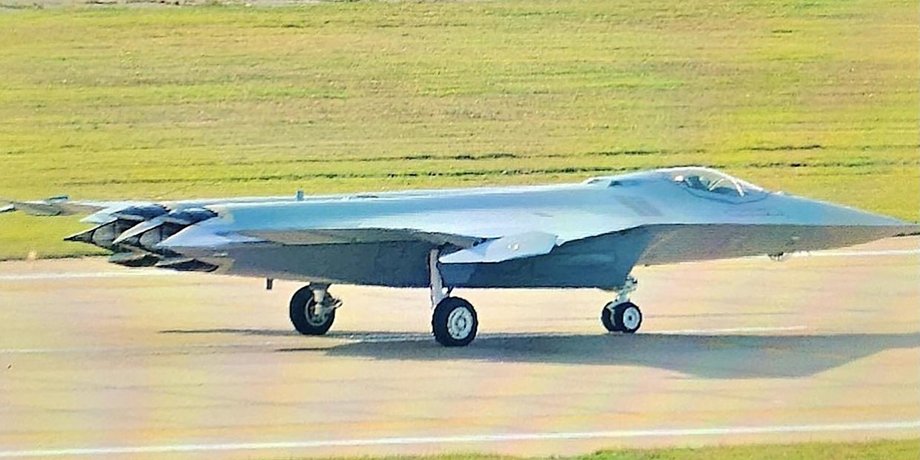 J-50 літак