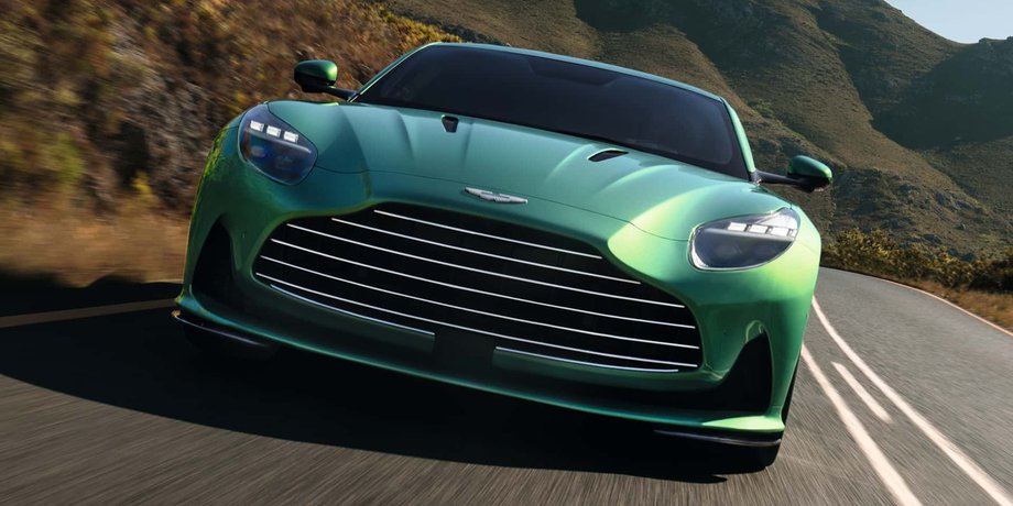Aston Martin DB12, новий Aston Martin DB12, суперкар Aston Martin